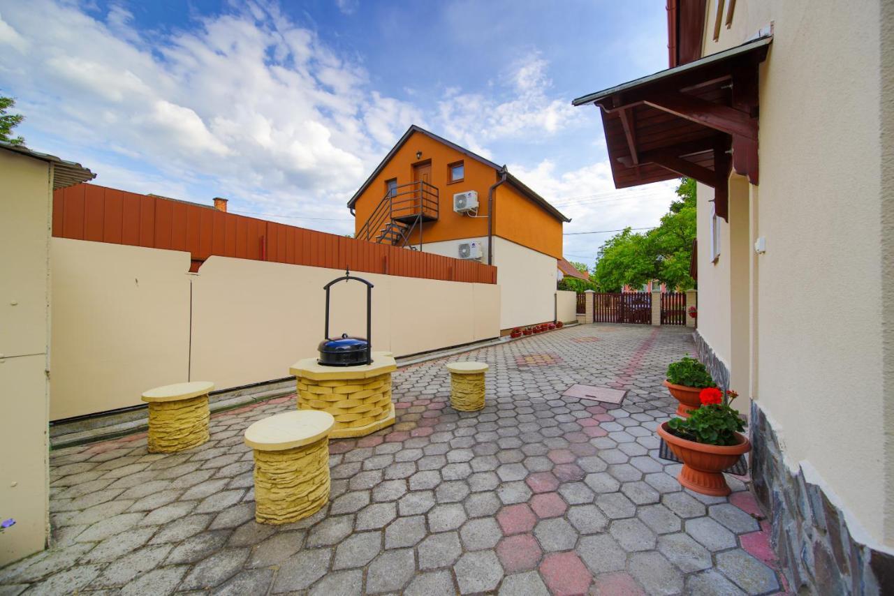 Maria Apartman Хайдусобосло Экстерьер фото