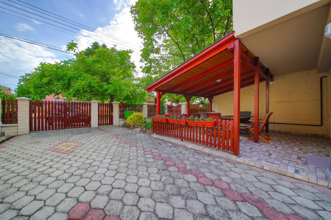 Maria Apartman Хайдусобосло Экстерьер фото