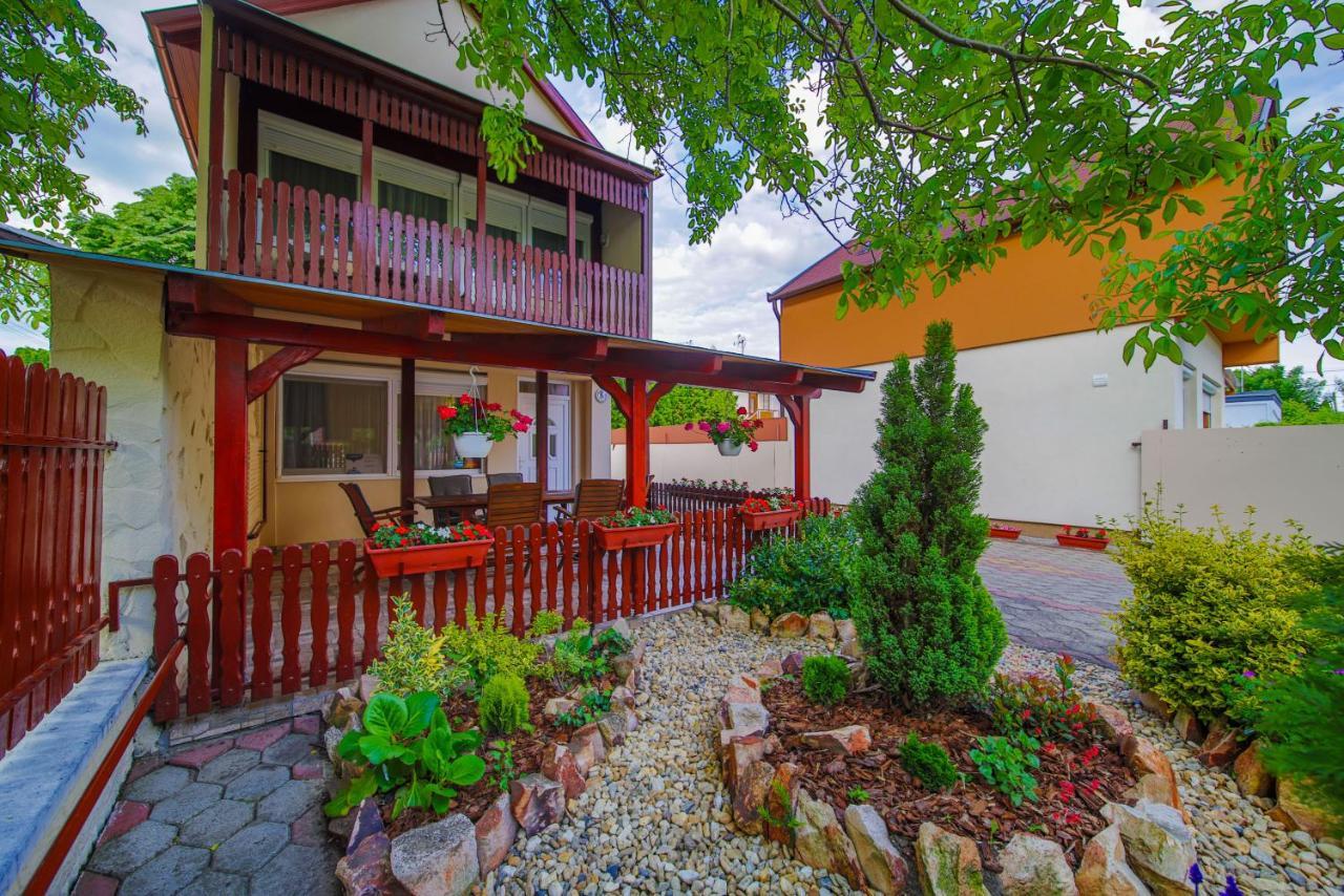 Maria Apartman Хайдусобосло Экстерьер фото